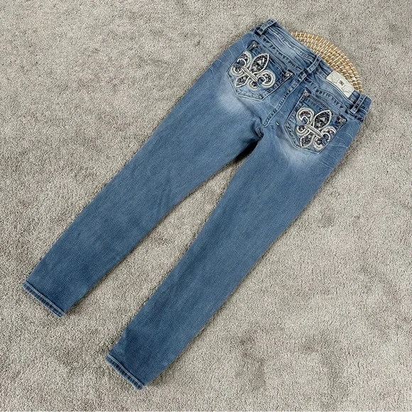 Miss Me Women’s Hailey Skinny Jeans Low Rise Embellished in Medium Wash 29 - Picture 5 of 16
